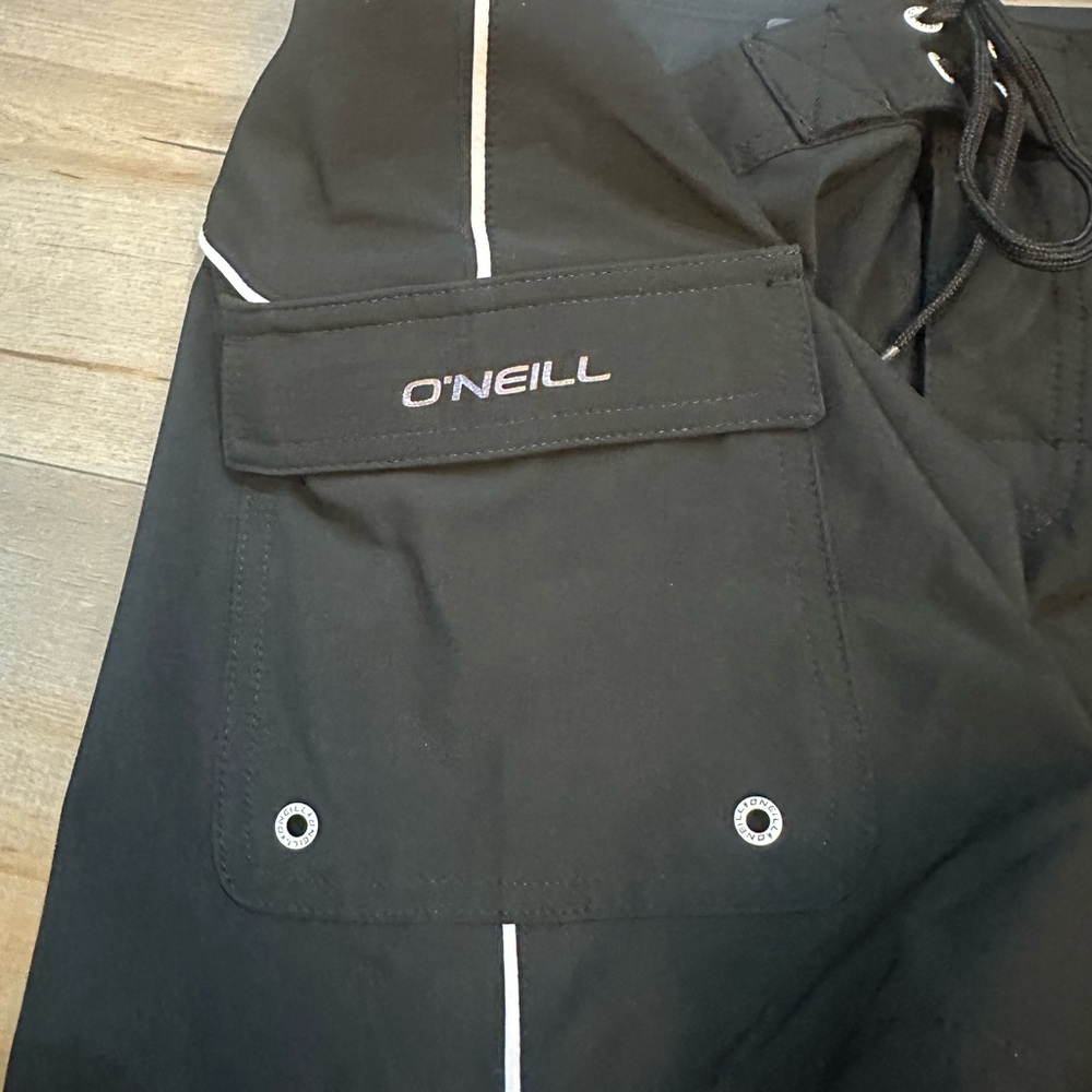 O’Neill swim shorts - Picture 4 of 6